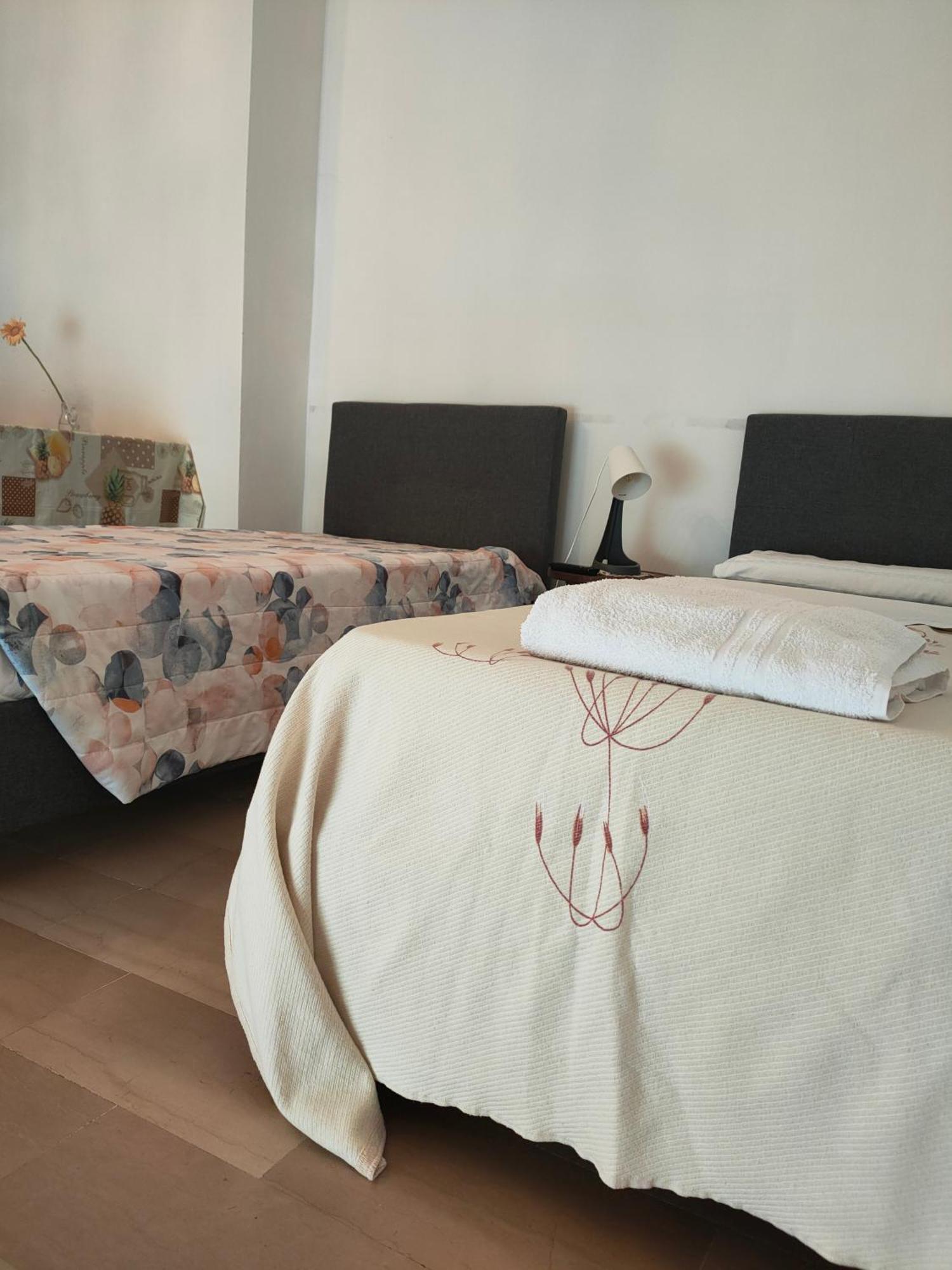 Antonelli Apartment Новара Экстерьер фото